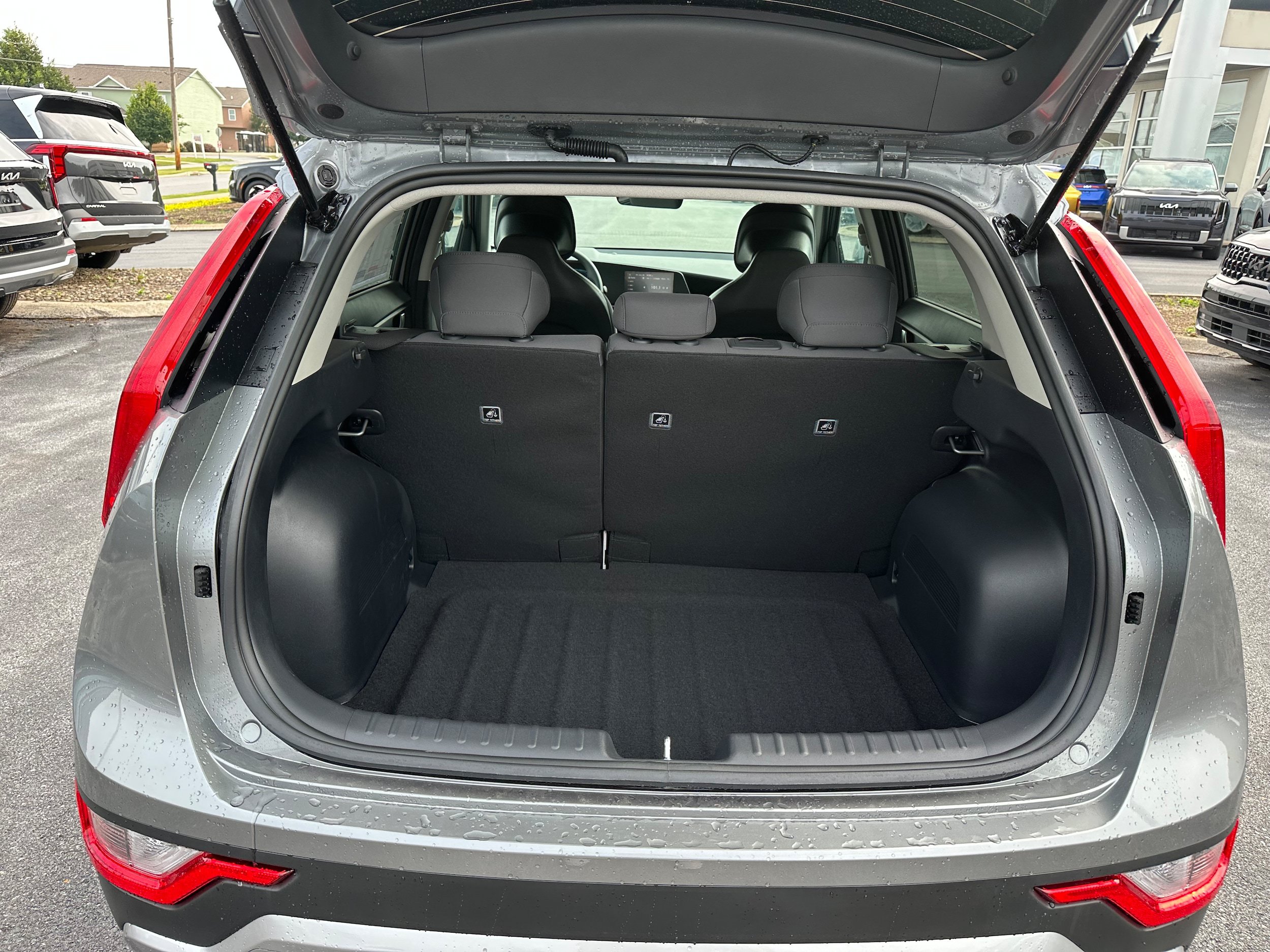New 2026 Kia Niro LX FWD image 10