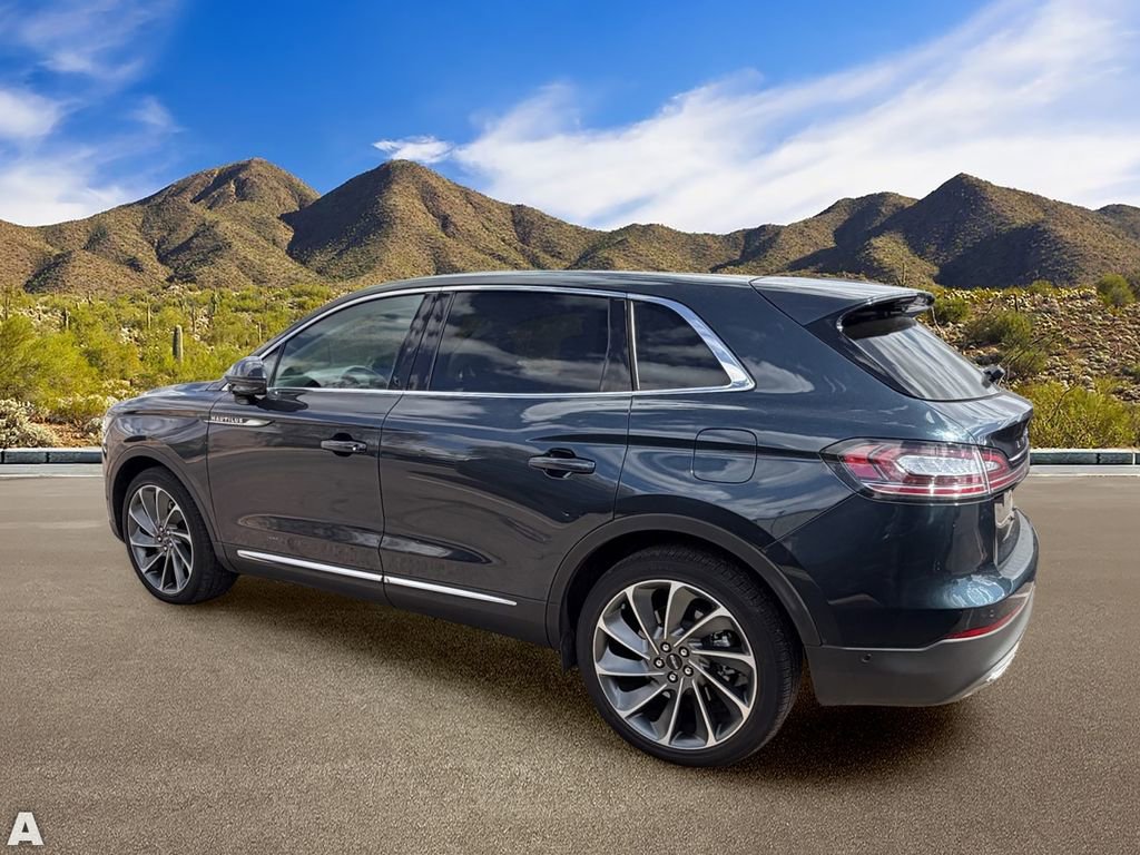 Used 2023 Lincoln Nautilus Reserve w/ Equipment Group 202A AWD/4WD image 3