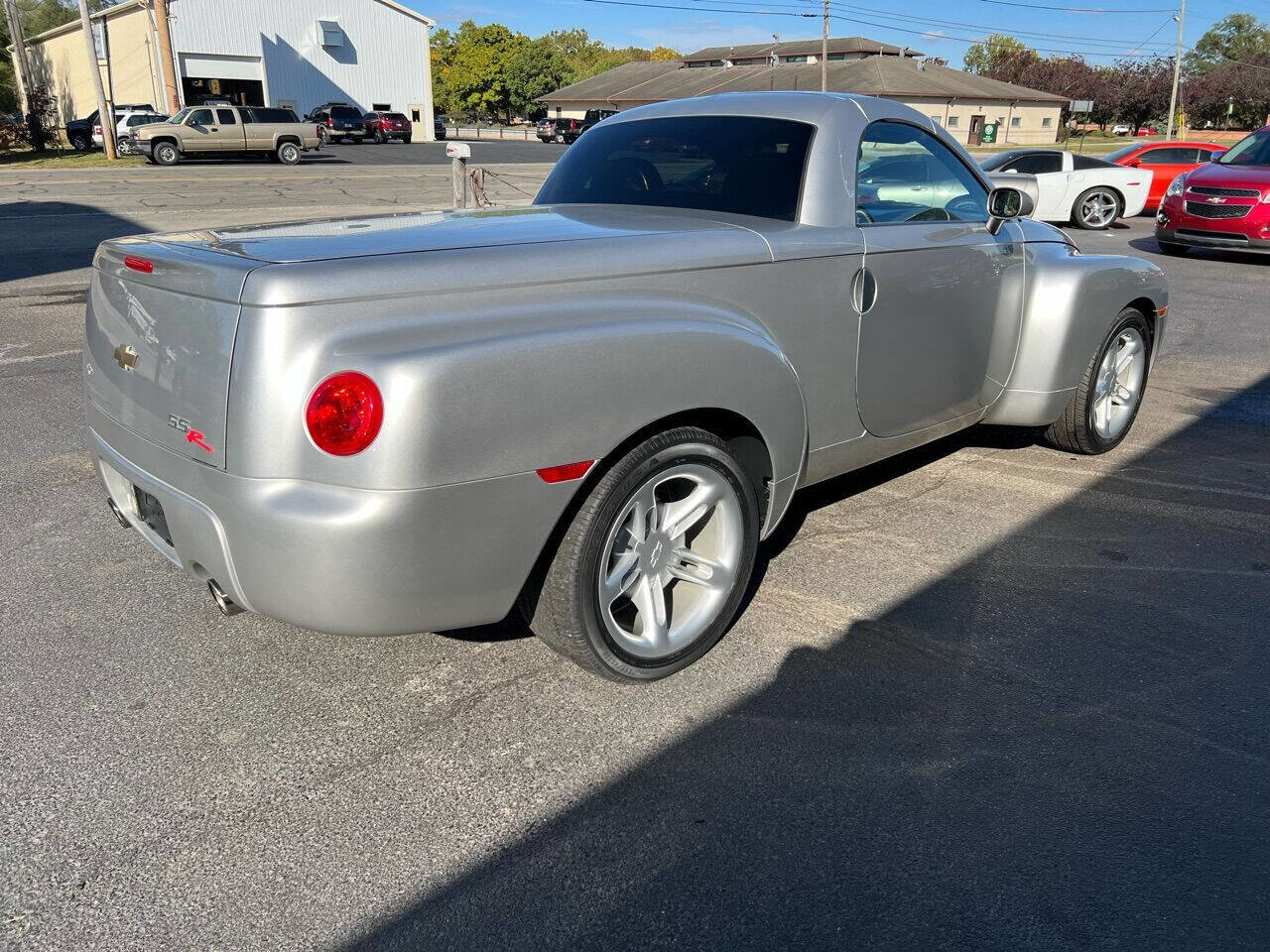 Used 2004 Chevrolet SSR w/ Preferred Equipment Group RWD image 13