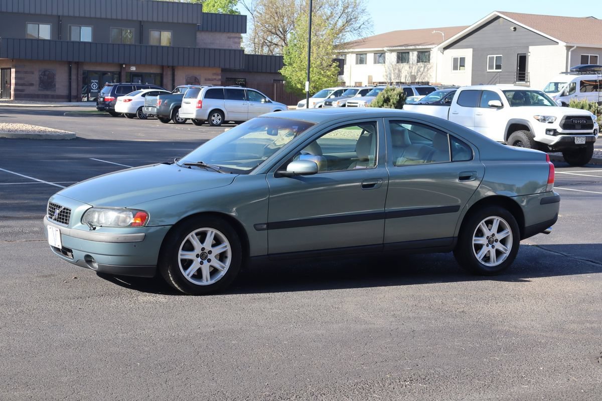Used 2004 Volvo S60 2.5T AWD/4WD image 10