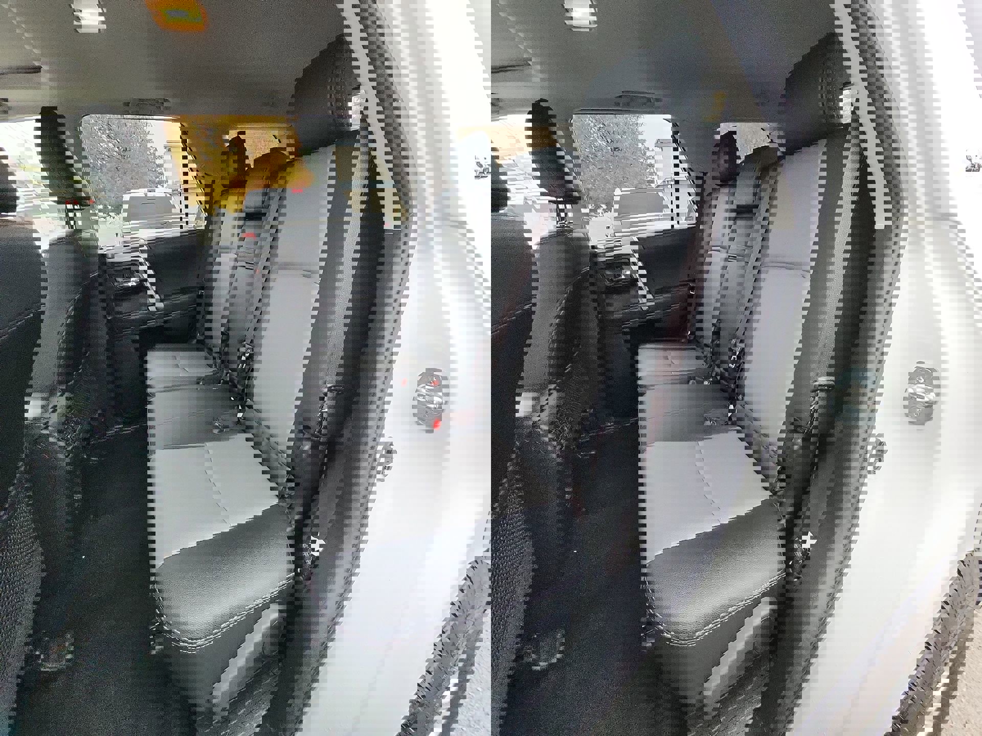 Used 2022 Toyota 4Runner SR5 Premium image 25