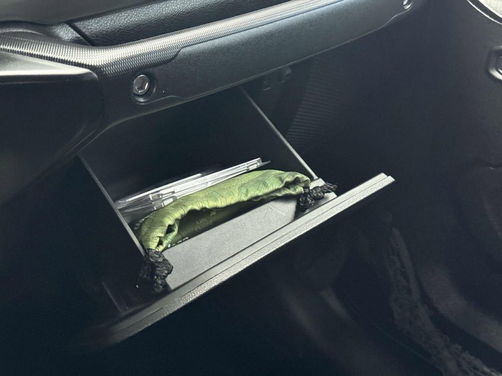 Used 2021 Jeep Gladiator Willys image 21