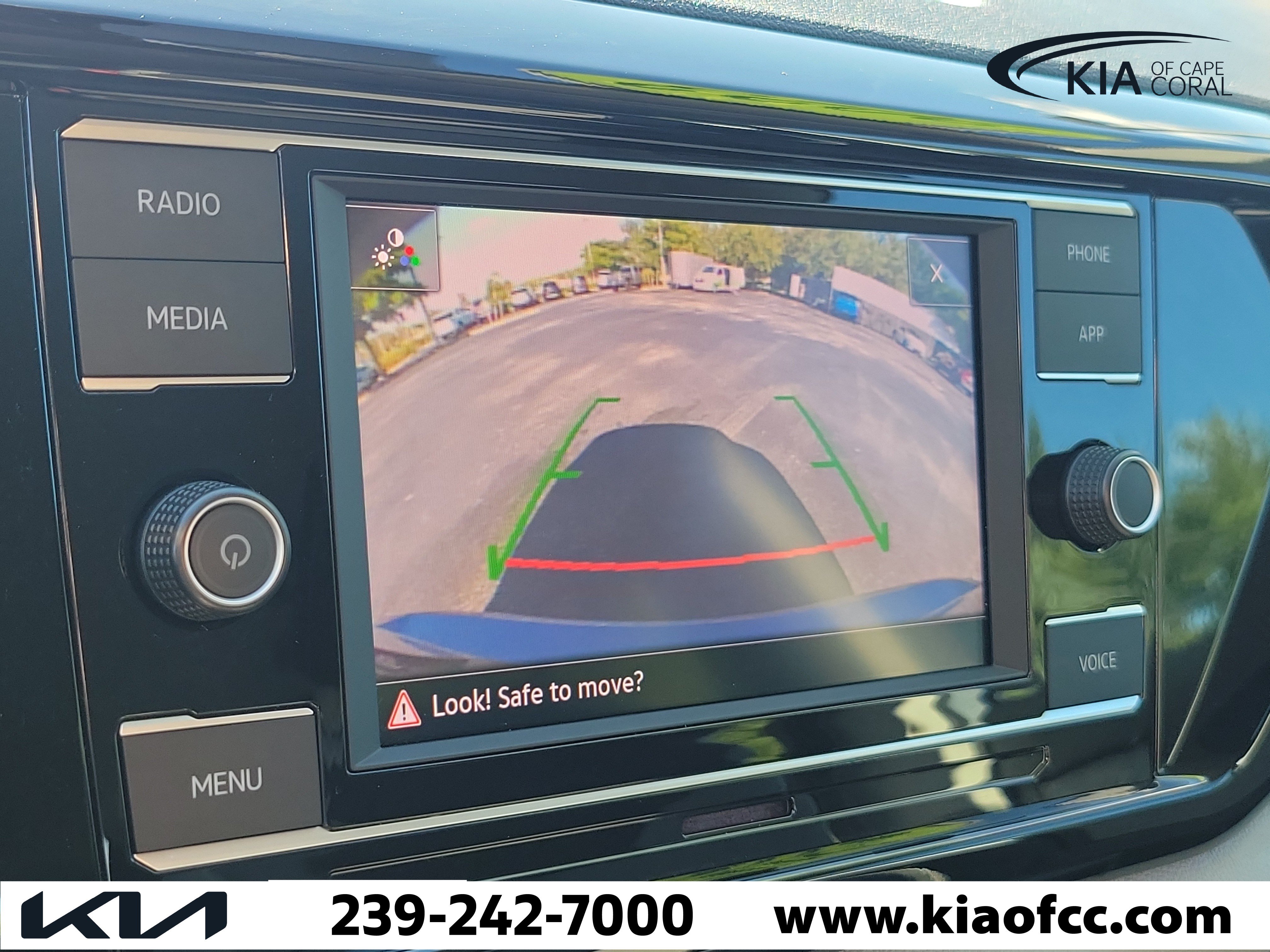 Used 2023 Volkswagen Taos S FWD image 29
