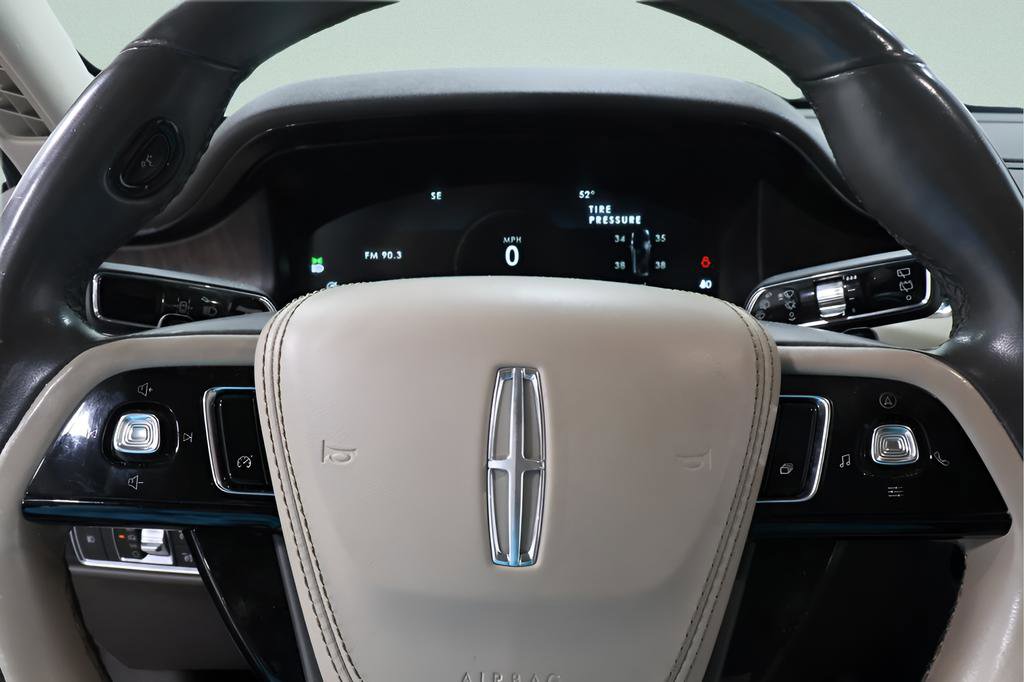 Used 2020 Lincoln Aviator Reserve w/ Elements Package Plus image 14