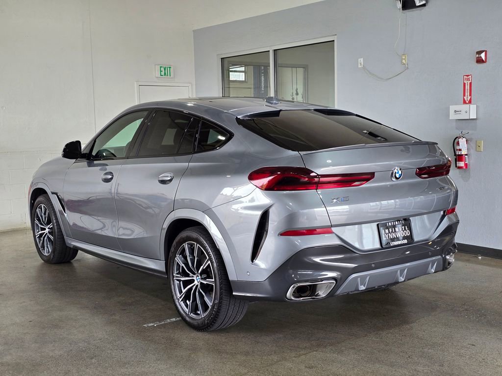 Used 2024 BMW X6 xDrive40i image 6