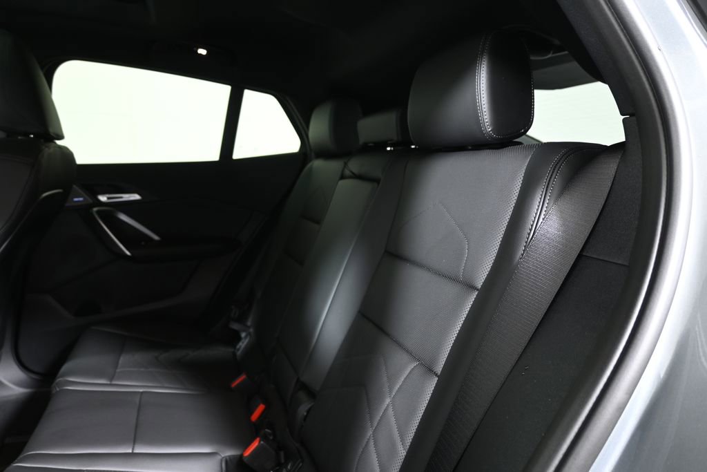 New 2026 BMW X2 xDrive28i w/ Technology Package image 4