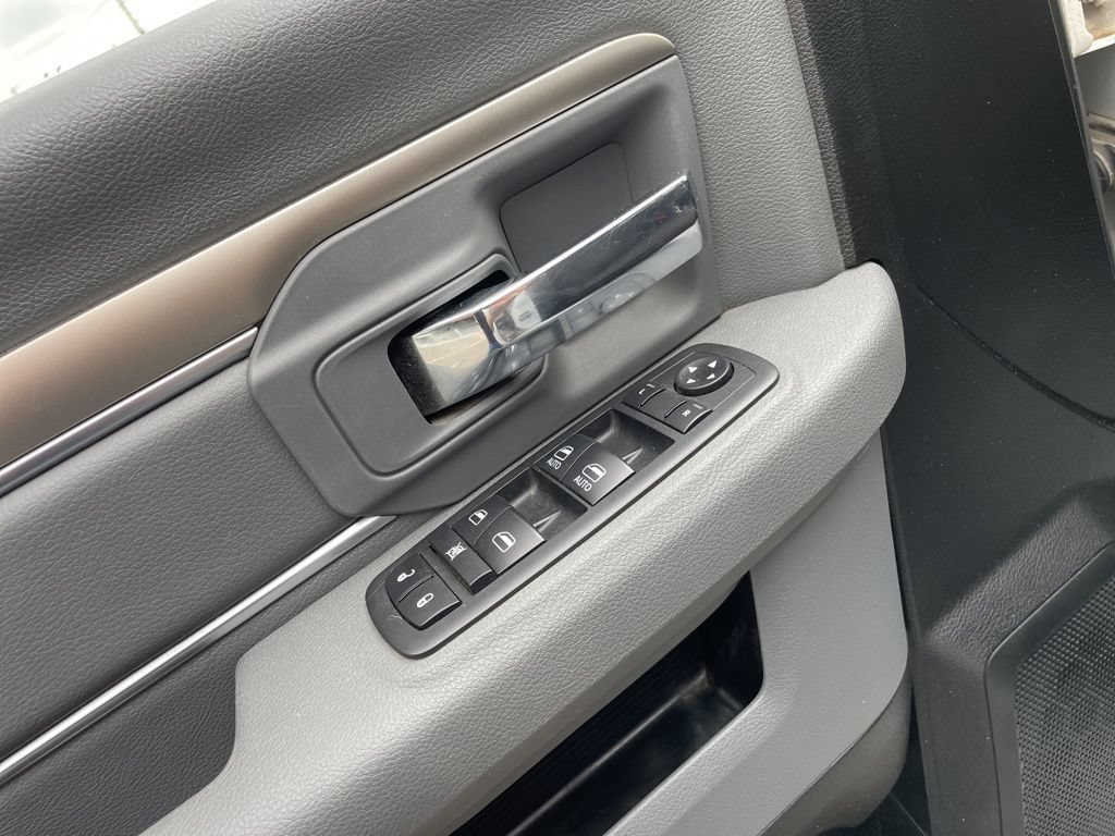 Used 2019 RAM 1500 Classic Warlock w/ Electronics Group AWD/4WD image 31