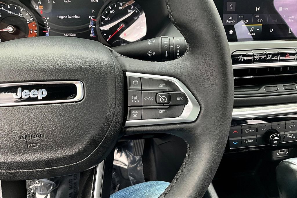 Used 2023 Jeep Compass Limited image 21