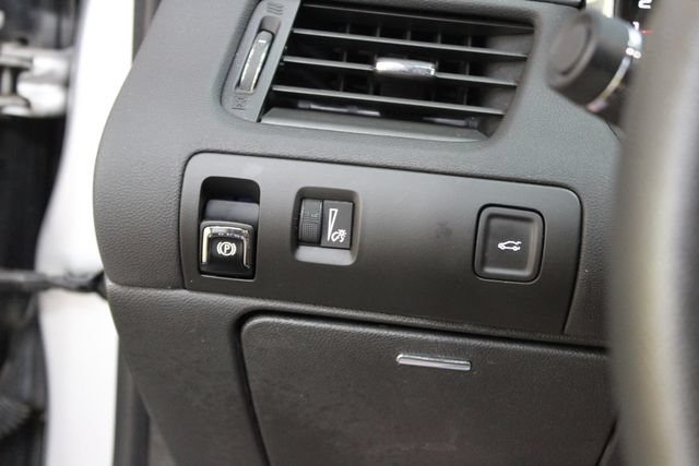 Used 2018 Chevrolet Impala LS FWD image 14