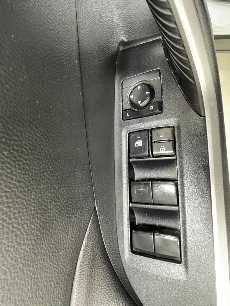 Used 2019 Toyota RAV4 LE w/ All Weather Liner Package AWD/4WD image 13