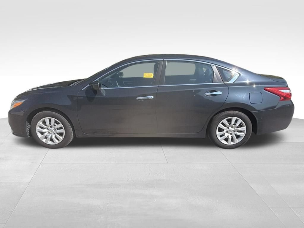 Used 2017 Nissan Altima 2.5 S FWD image 13