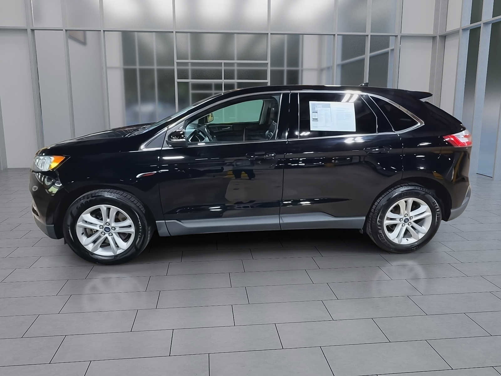 Used 2019 Ford Edge SEL w/ Equipment Group 201A AWD/4WD image 5