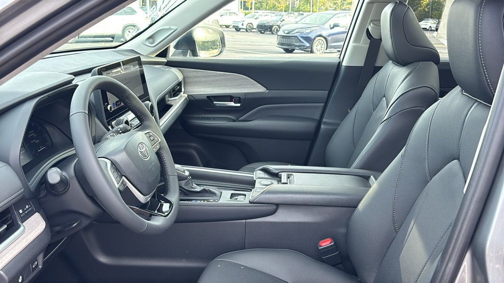 New 2026 Toyota Grand Highlander AWD image 23