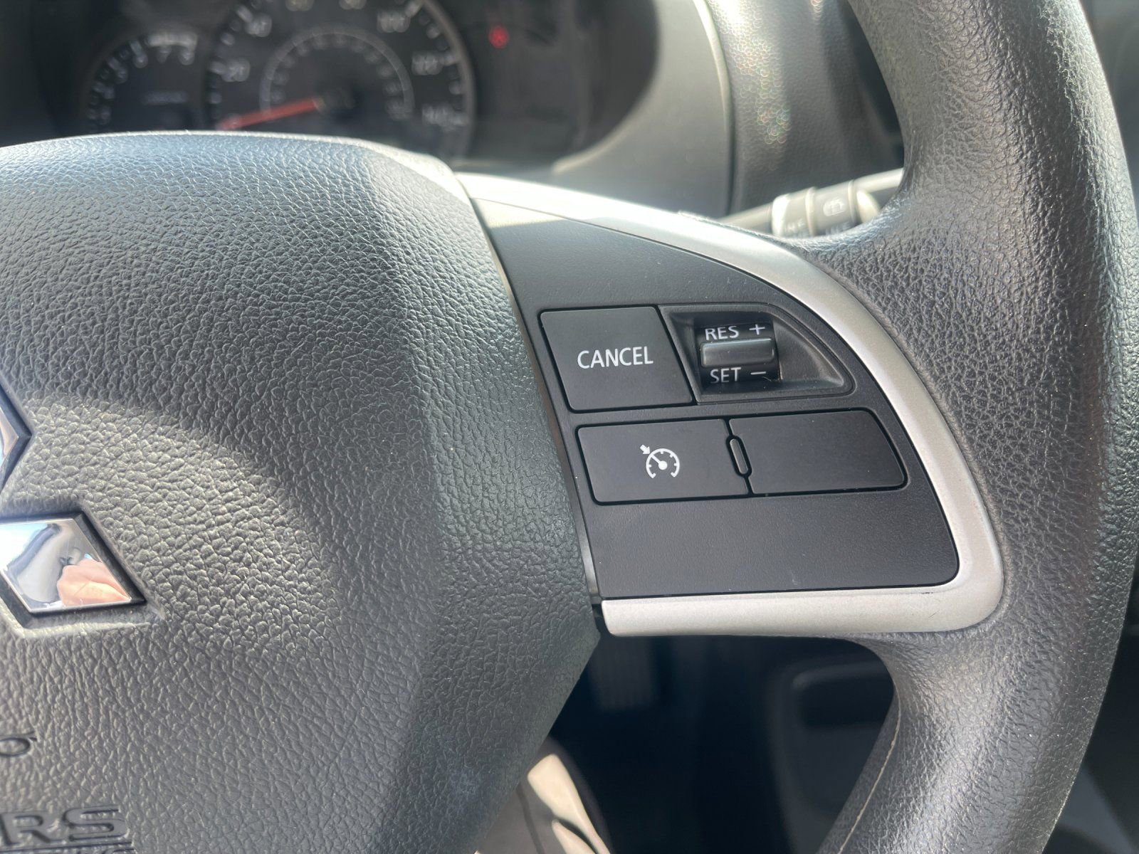 Used 2024 Mitsubishi Mirage ES FWD image 29