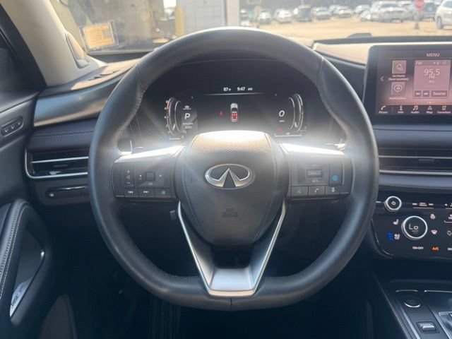 Used 2025 INFINITI QX60 Luxe w/ Lighting Package (N94) AWD/4WD image 22