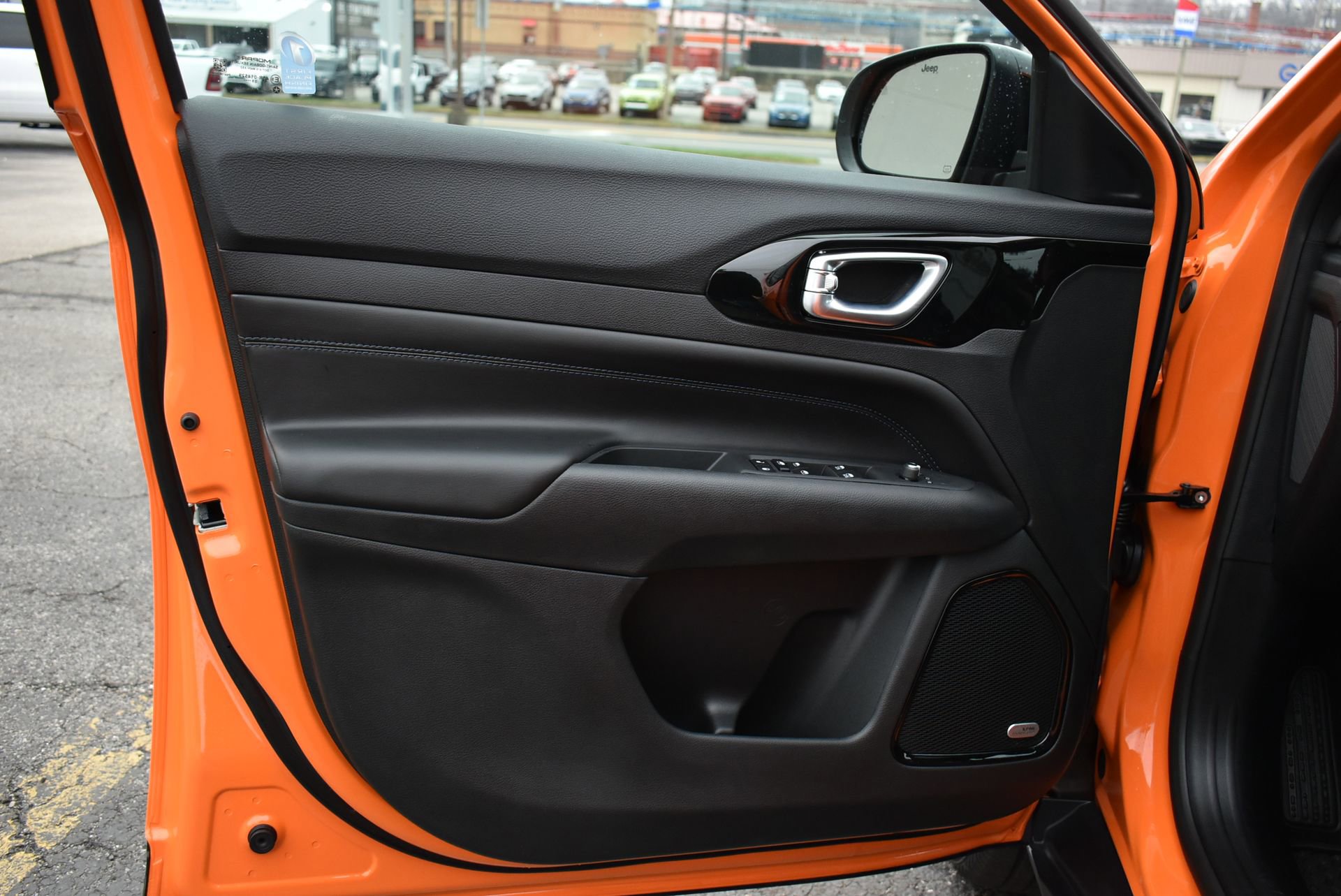 New 2026 Jeep Compass Latitude image 12