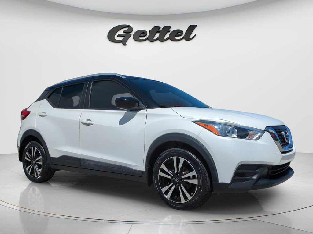 Certified 2019 Nissan Kicks SV image 2