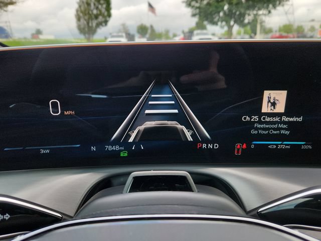 Used 2026 Cadillac Vistiq Sport AWD/4WD image 44
