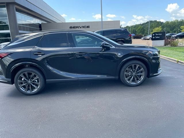 New 2026 Lexus RX 350 F Sport AWD/4WD image 2