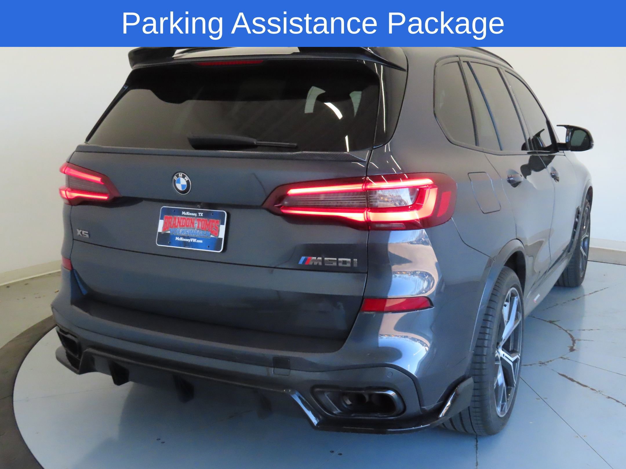 Used 2021 BMW X5 M50i w/ Executive Package image 4