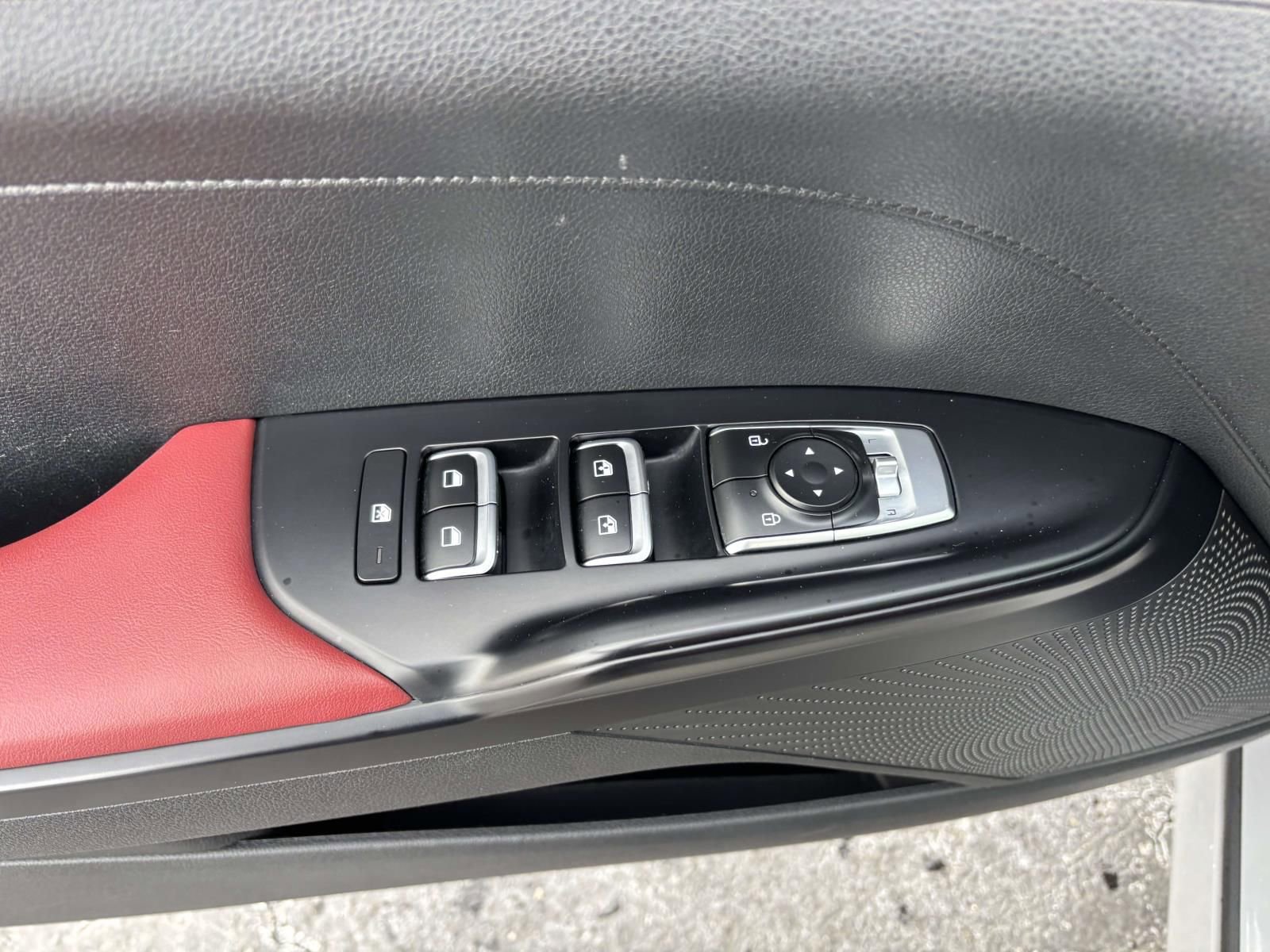 Used 2023 Kia K5 GT-Line image 15