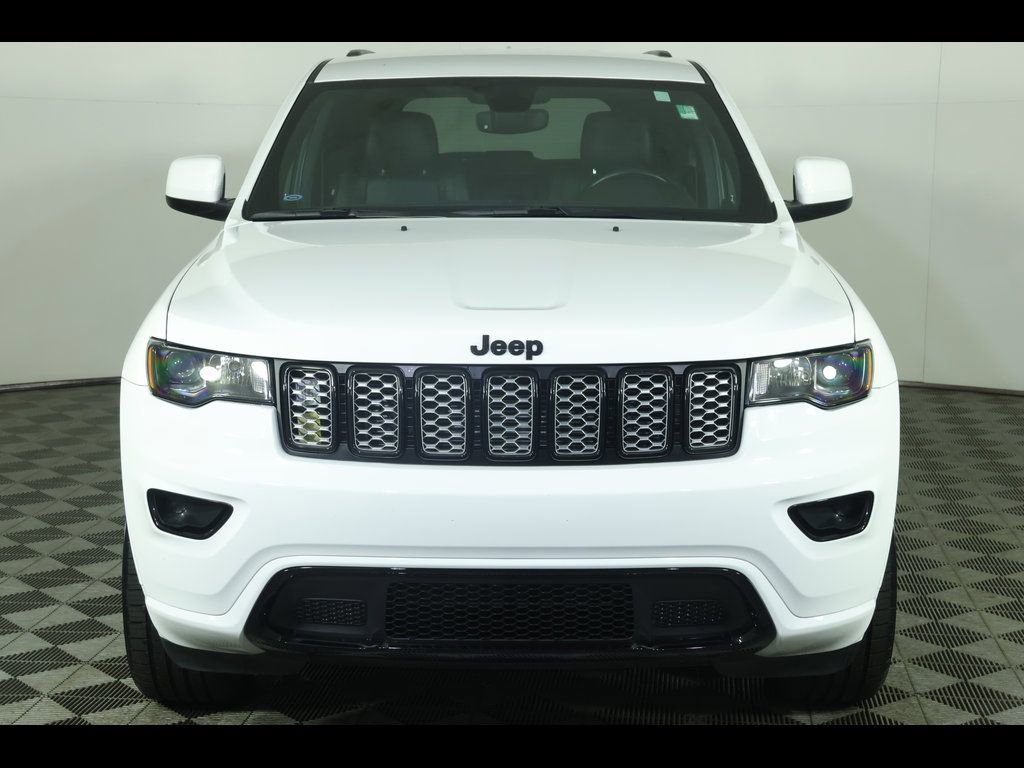 Used 2022 Jeep Grand Cherokee Laredo X image 19
