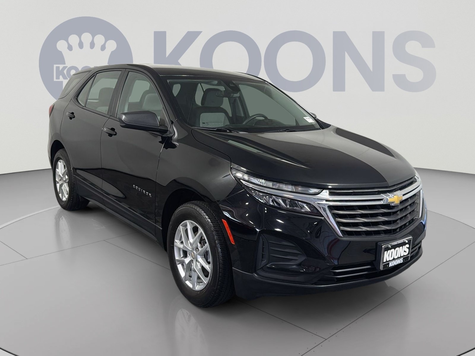 Used 2023 Chevrolet Equinox LS w/ Driver Confidence II Package AWD/4WD image 10