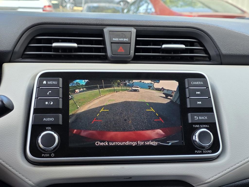Used 2021 Nissan Versa SV image 10