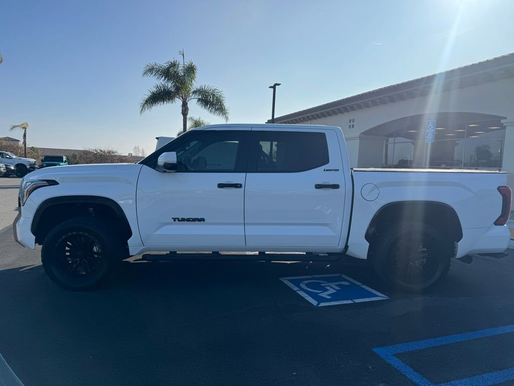 Used 2022 Toyota Tundra Limited image 2