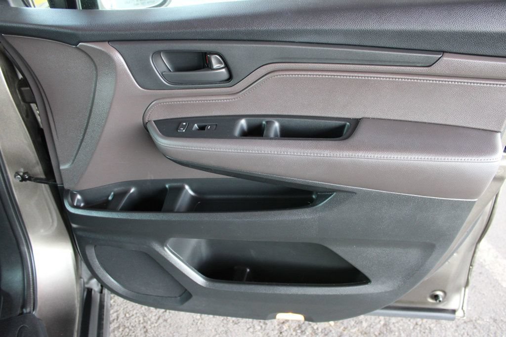 Used 2018 Honda Odyssey EX image 14