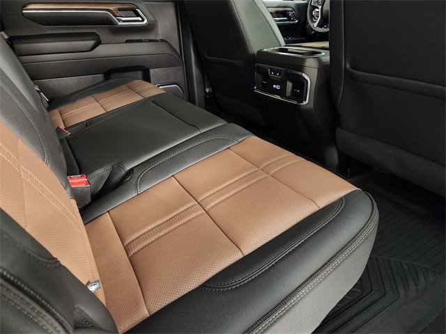 Used 2024 Chevrolet Silverado 2500 High Country w/ High Country Premium Package image 30
