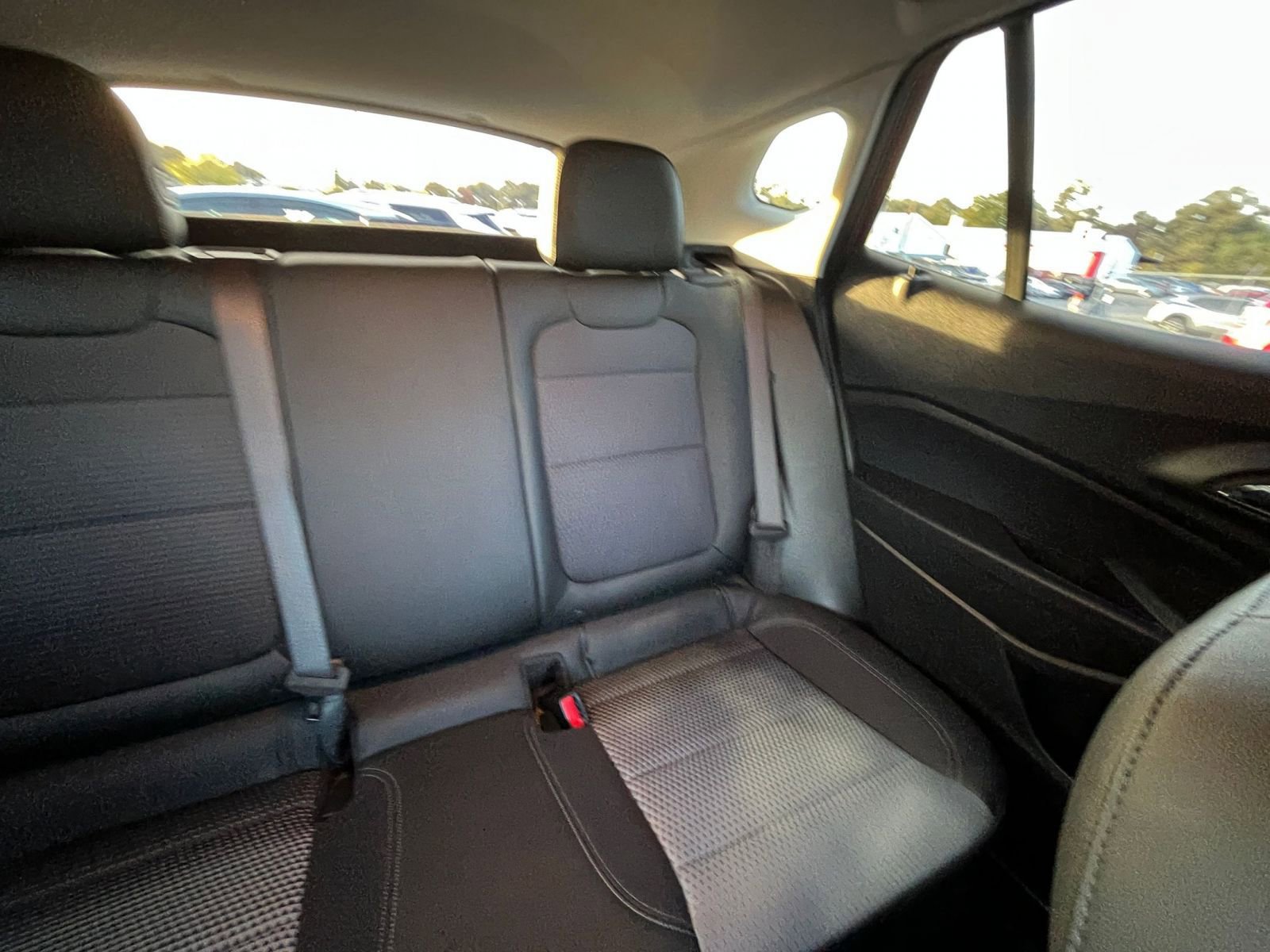 Used 2025 Chevrolet Trax LT w/ LT Convenience Package image 35