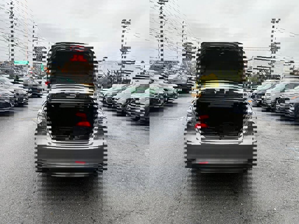 Used 2023 Toyota Camry LE image 30