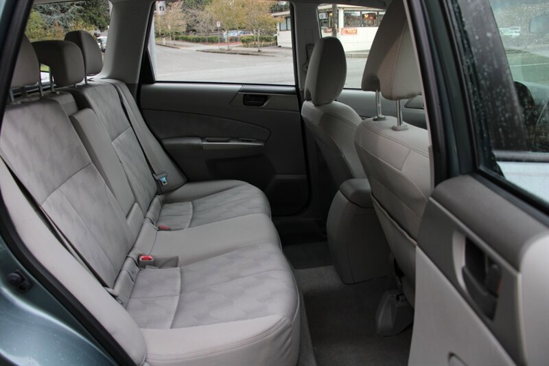 Used 2010 Subaru Forester 2.5X AWD/4WD image 6