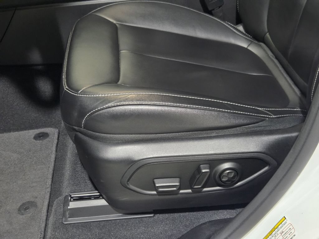 Used 2023 Jeep Grand Cherokee L Limited AWD/4WD image 14