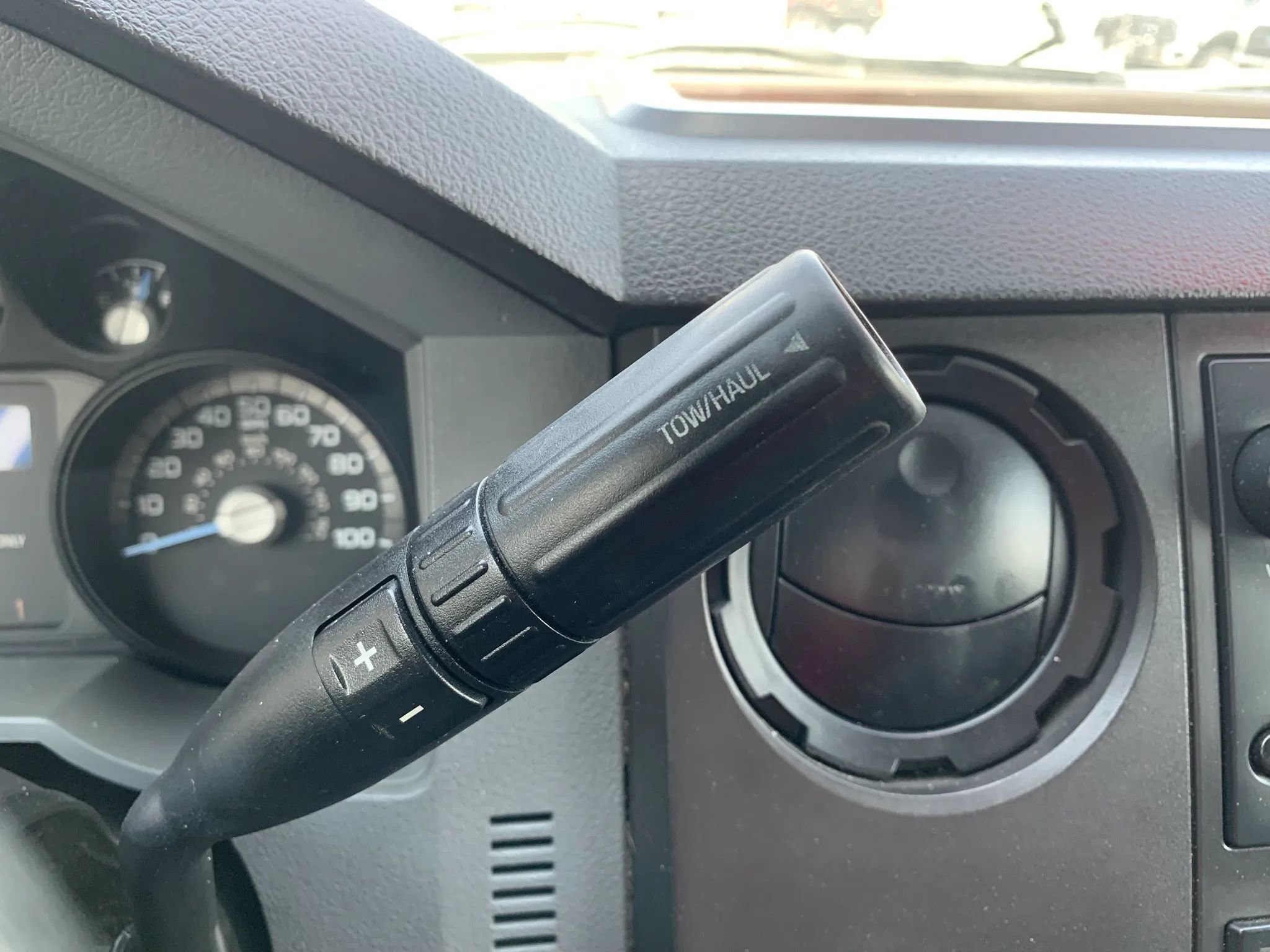Used 2015 Ford F550 2WD SuperCab Super Duty image 18