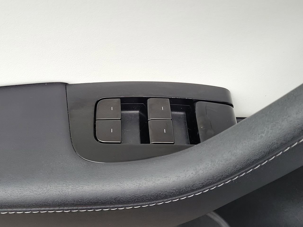 Used 2020 Tesla Model 3 image 22