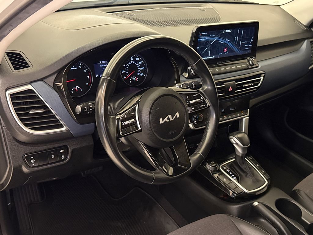 Used 2022 Kia Seltos S AWD/4WD image 18