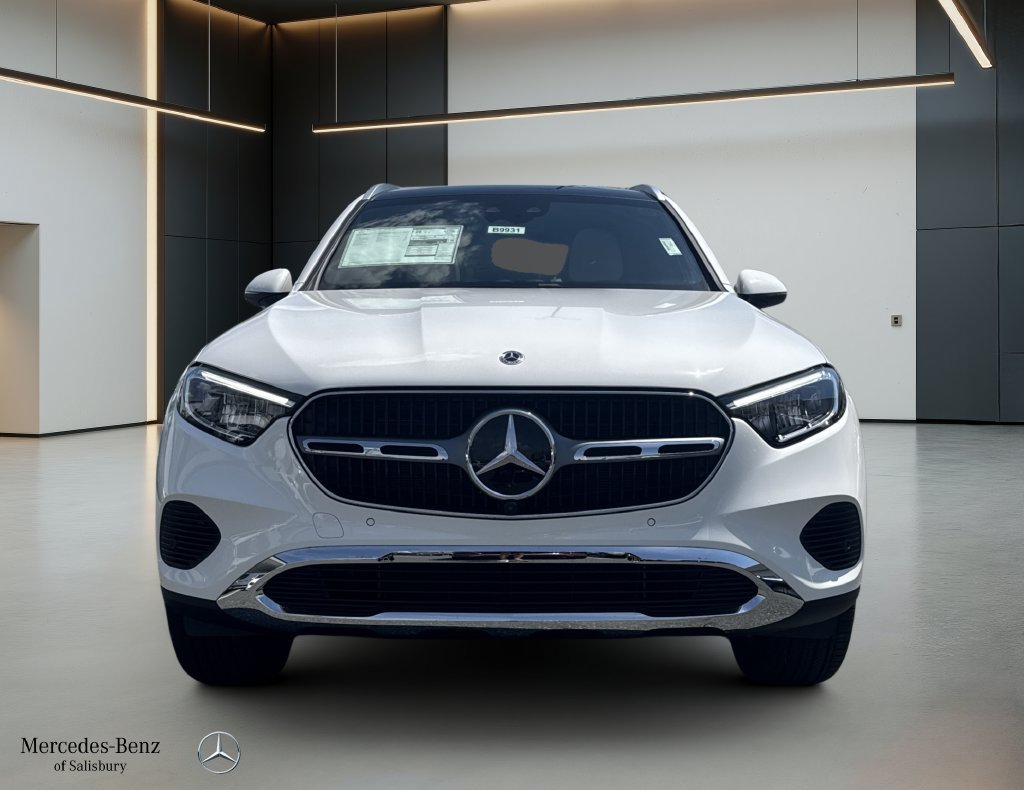 Used 2026 Mercedes-Benz GLC 300 4MATIC image 2