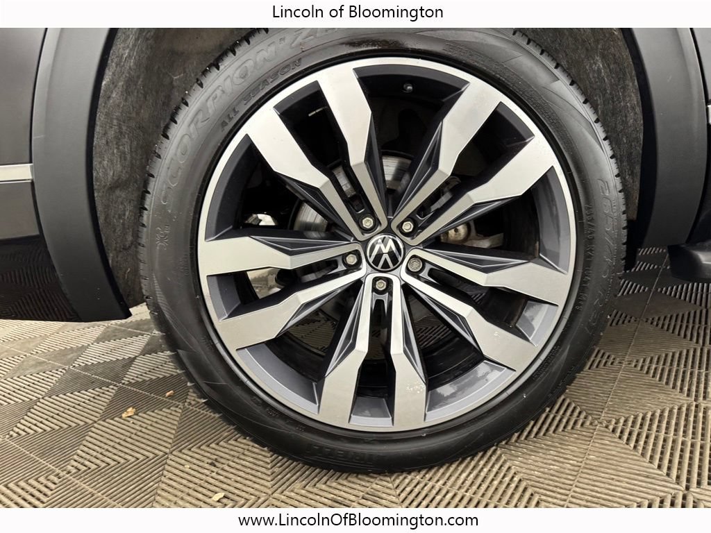 Used 2023 Volkswagen Atlas SEL Premium AWD/4WD image 24