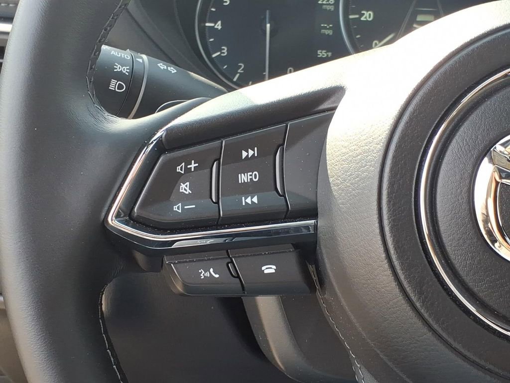 Certified 2025 MAZDA CX-5 Signature image 18