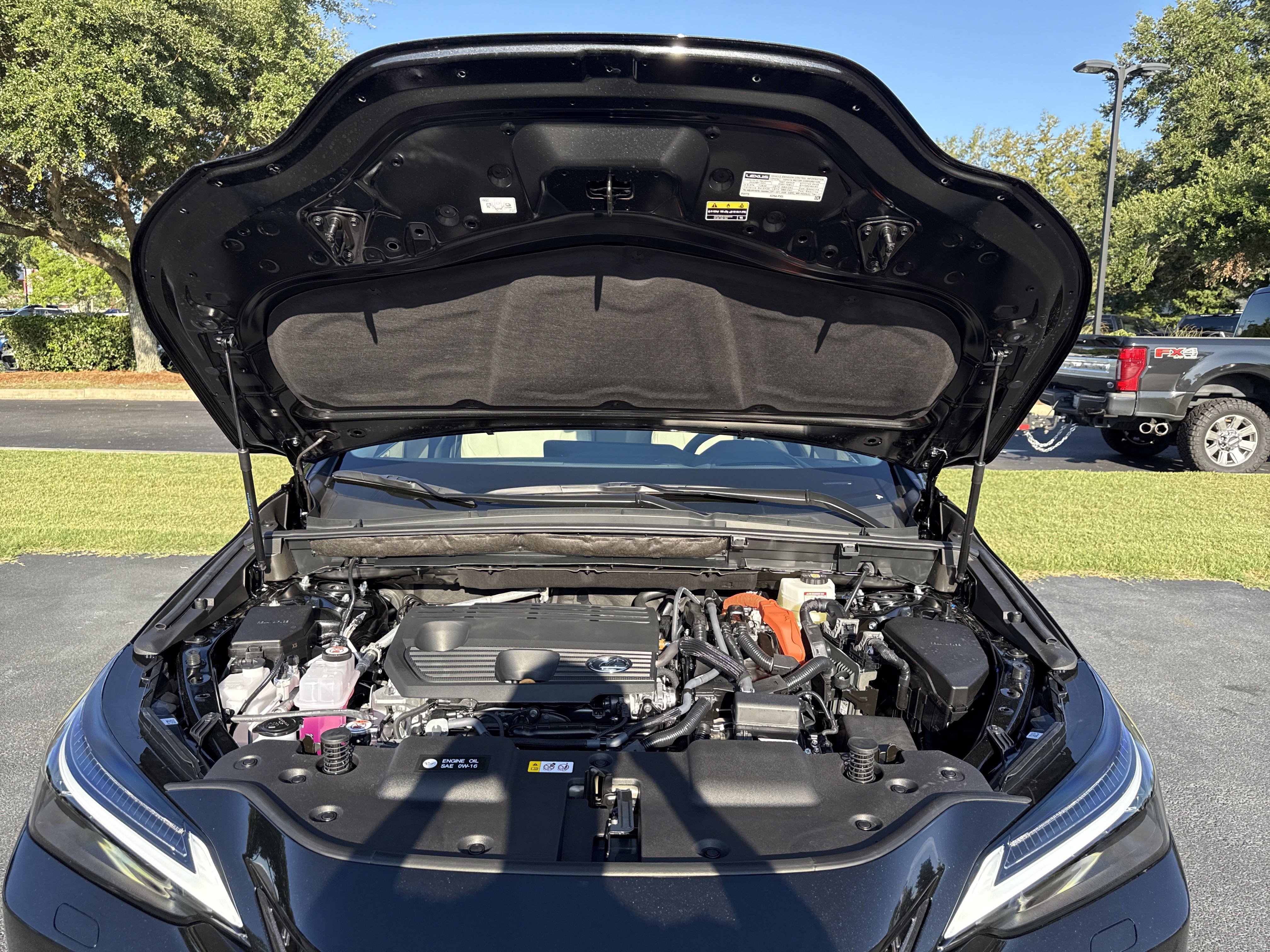 Used 2025 Lexus NX 300h AWD w/ Luxury Package image 42