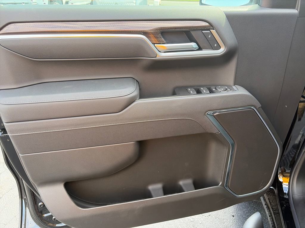 New 2026 Chevrolet Silverado 1500 RST w/ RST Select Package AWD/4WD image 16