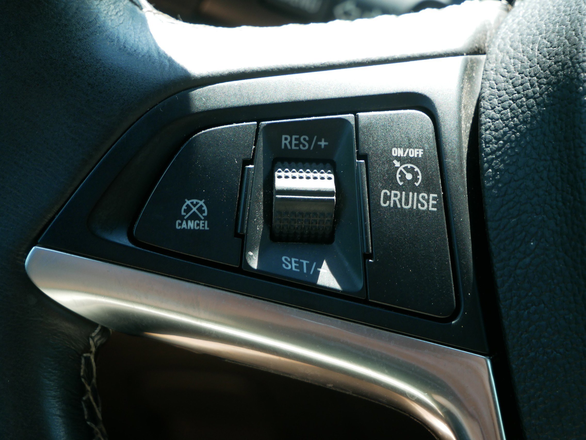 Used 2016 Buick Encore FWD image 25