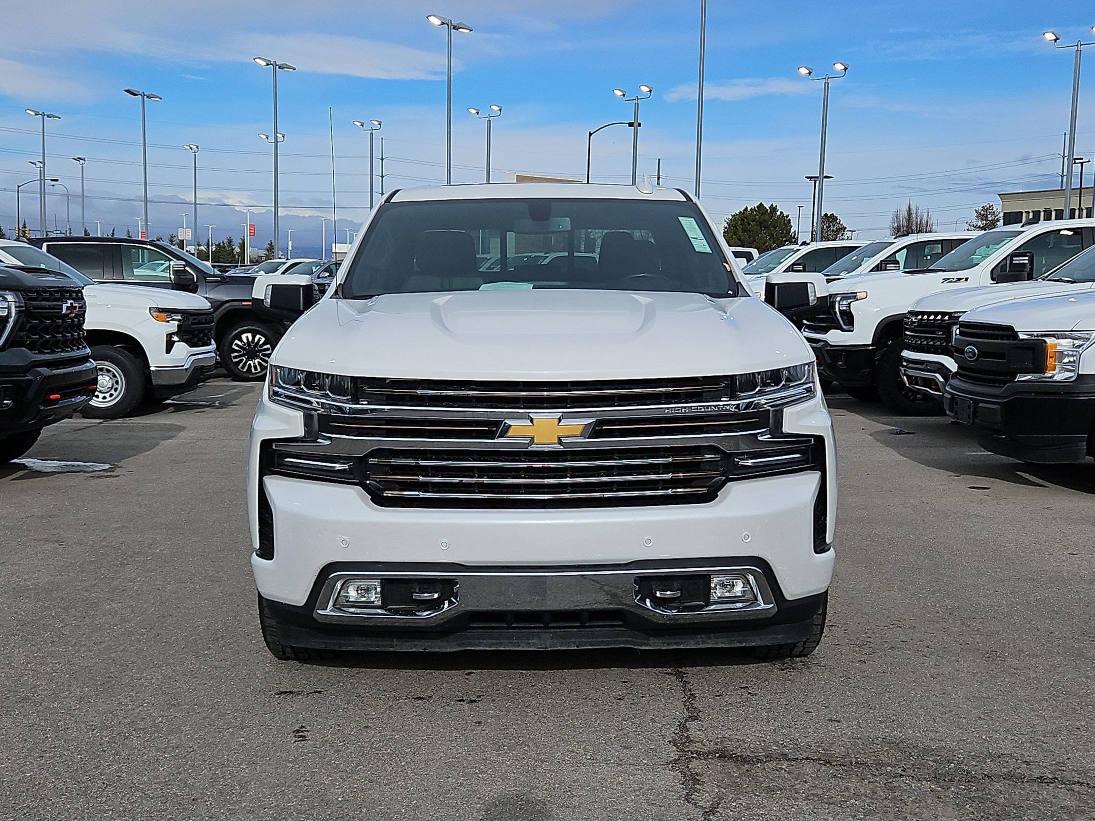 Used 2021 Chevrolet Silverado 1500 High Country w/ Z71 Off-Road Package AWD/4WD image 9