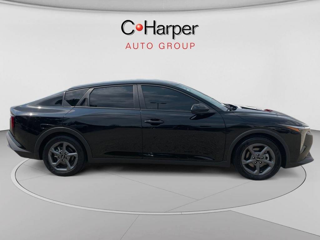Certified 2025 Kia K4 FWD image 2