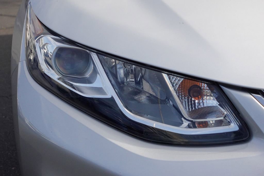 Used 2017 Chevrolet Volt LT image 3