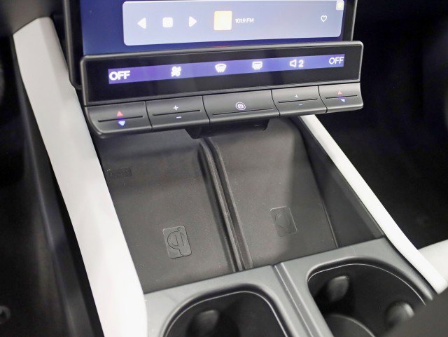 Used 2023 Fisker Ocean Extreme image 24