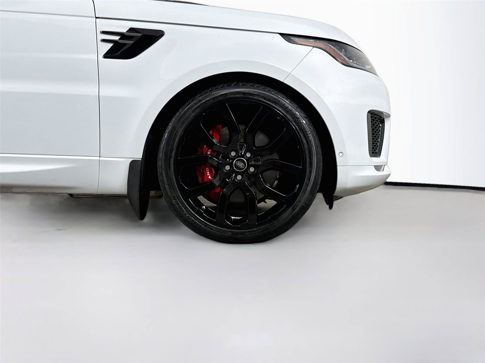 Used 2018 Land Rover Range Rover Sport Supercharged AWD/4WD image 36