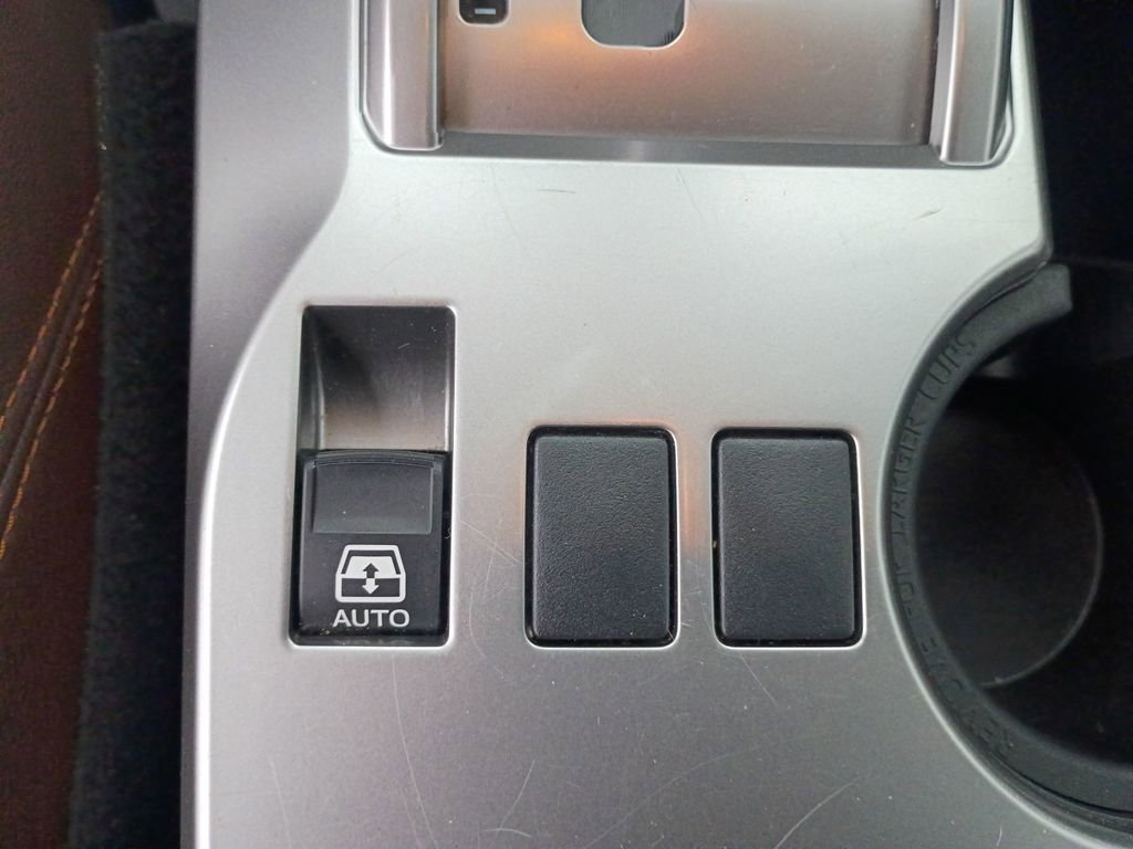 Used 2020 Toyota 4Runner 4WD image 35